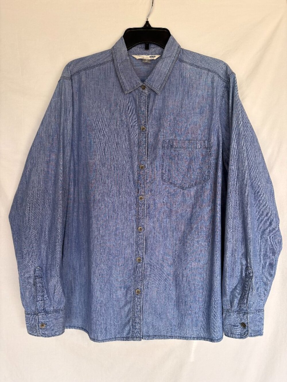 Old Navy Womenโs XXL Chambray Button Down Shirt Blue 100% Cotton Classic Fit
